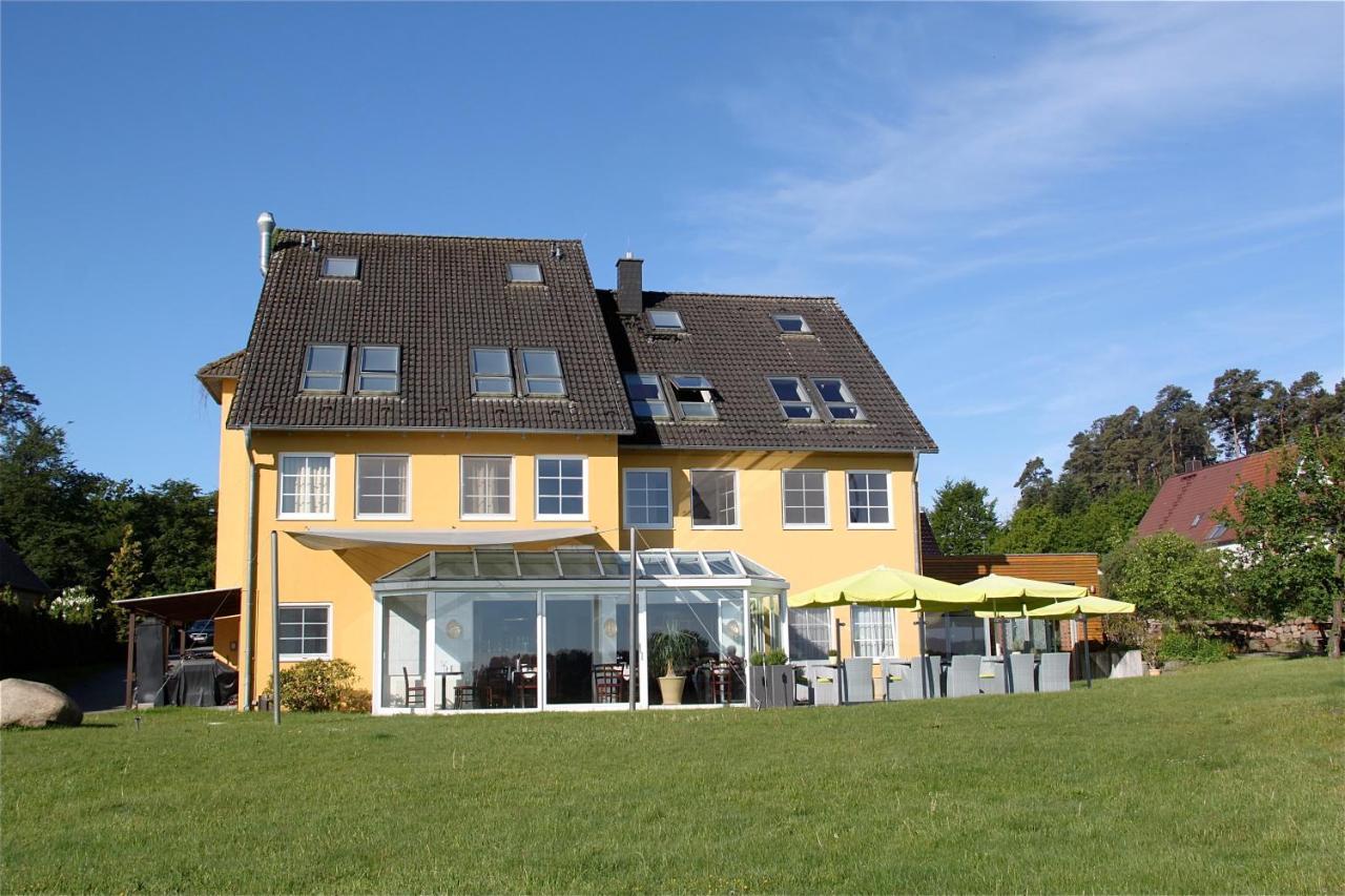 Hotel Am Mueritz-Nationalpark Waren  Exterior foto
